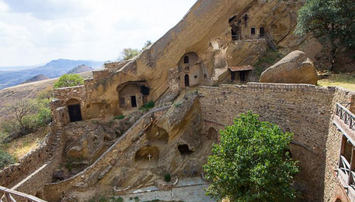 4 �����, � ������� � ������ ����� ������