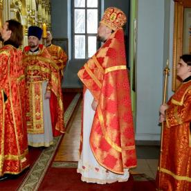 Божественная литургия в Неделю о мытаре и фарисее, в день Собора новомучеников и исповедников Церкви Русской