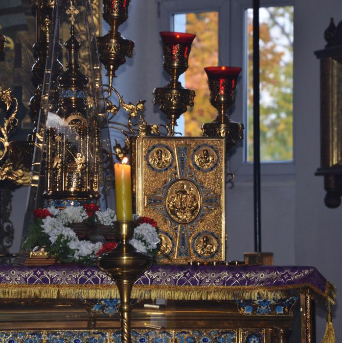 9 � ������ ������