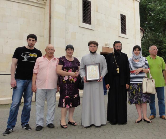  � ������